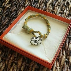 **RETIRED** James Avery flower clasp and bracelet